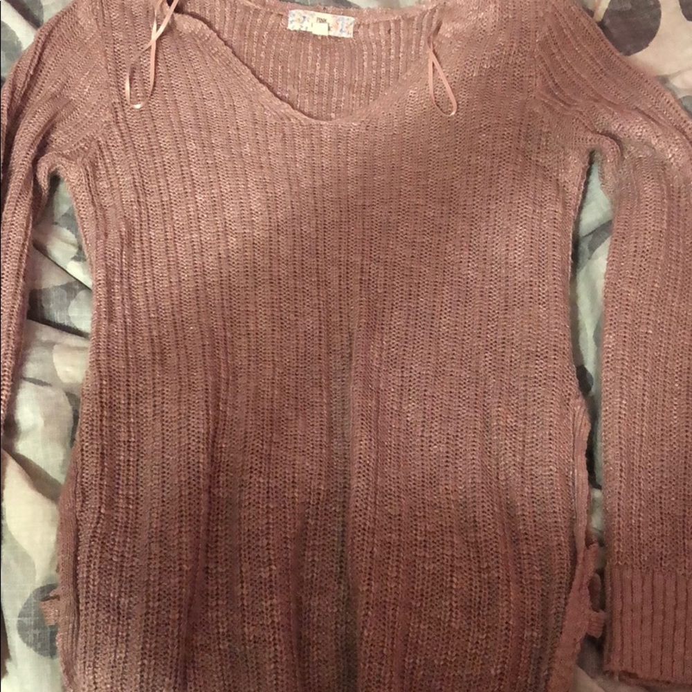 pink sweater